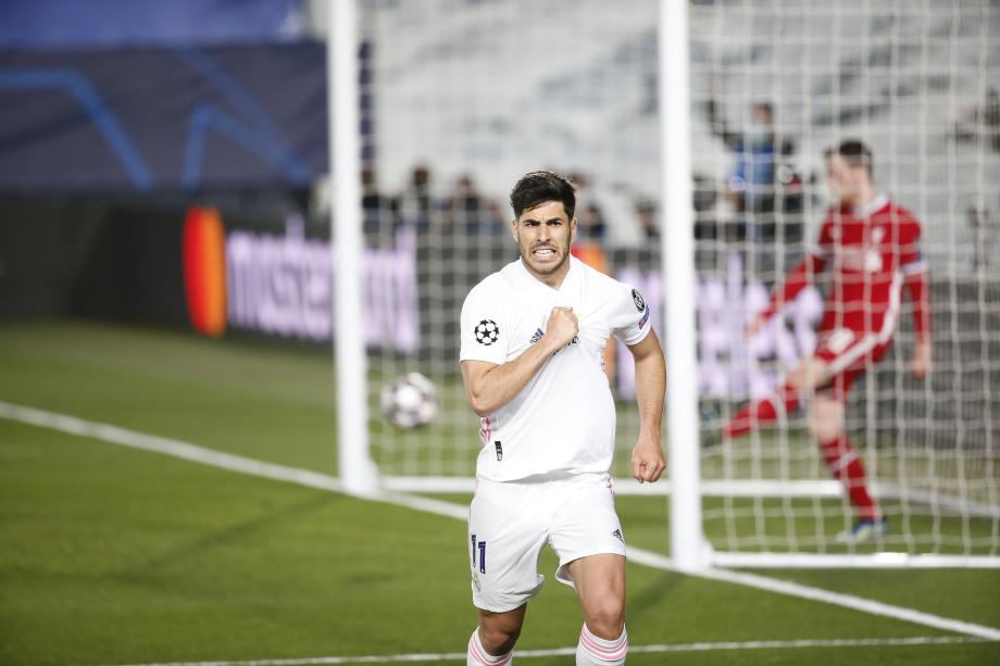 在场上游刃 在场上游刃