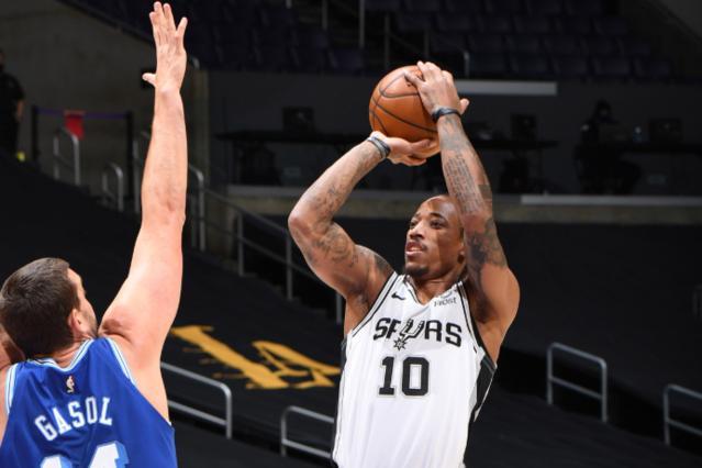 他的外线投 他的外线投