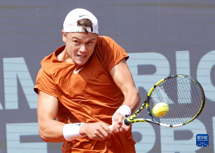 一是战术调 一是战术调