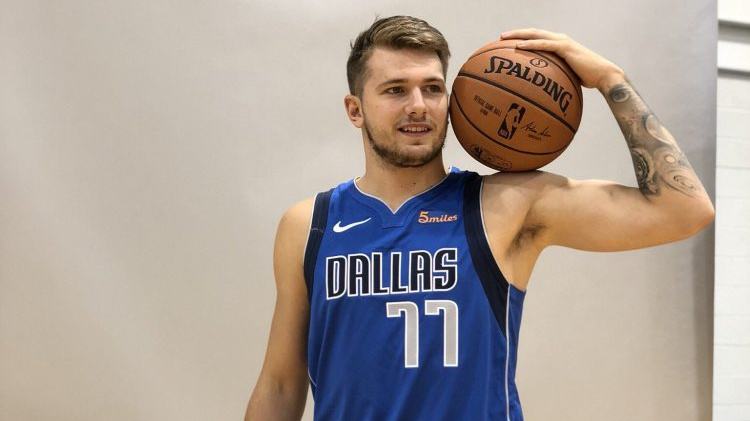 成为转会市 成为转会市