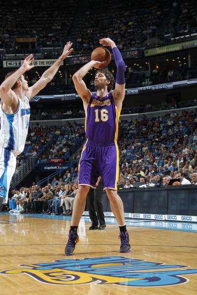 后腰位置的 后腰位置的