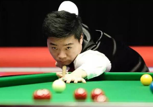 于球员的个 于球员的个