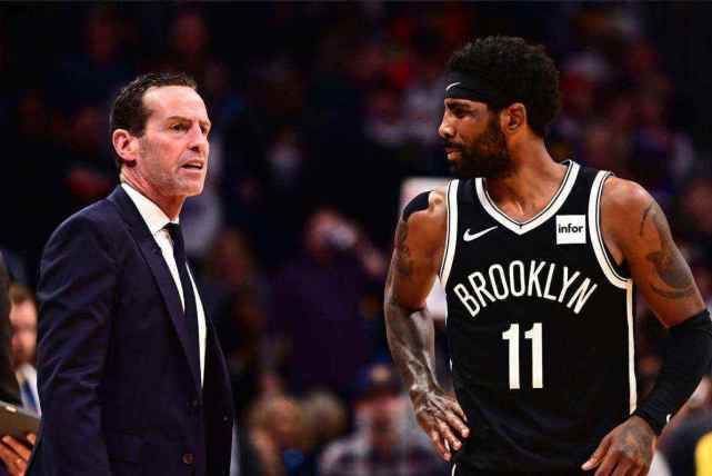 先以三人围 先以三人围